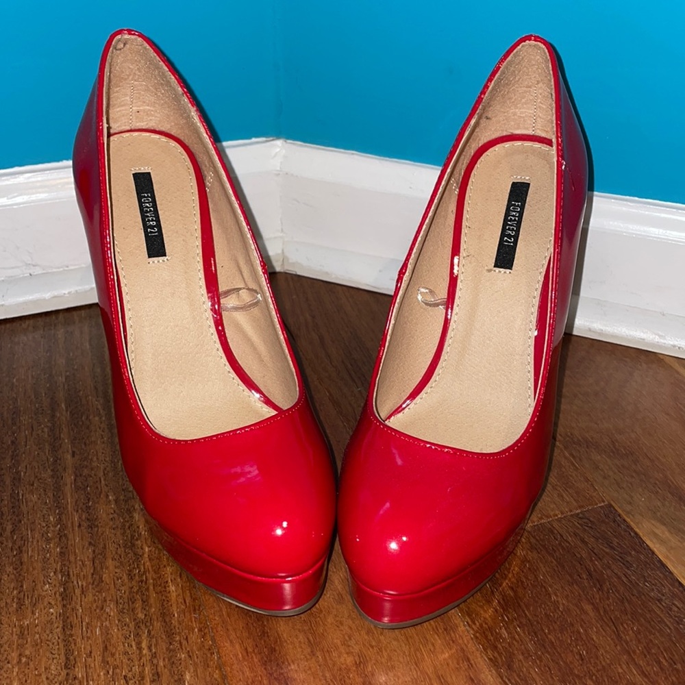 FOREVER 21 WOMENS HEEL